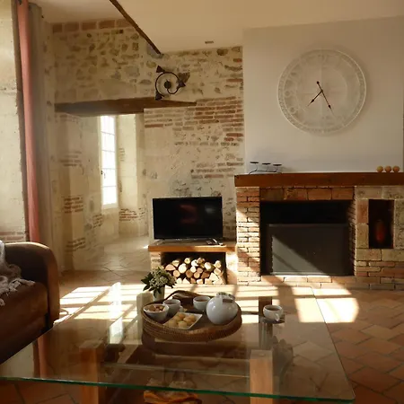 Les Oiseaux De Passage Holiday home *